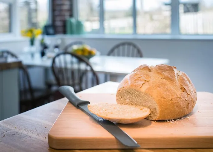 3 Bed In Oc-hh057 * Harrogate